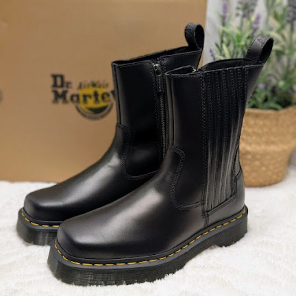 Dr. Martens Amaayah Lo Black Orleans Leather Square Toe Boots UK 7 NIB